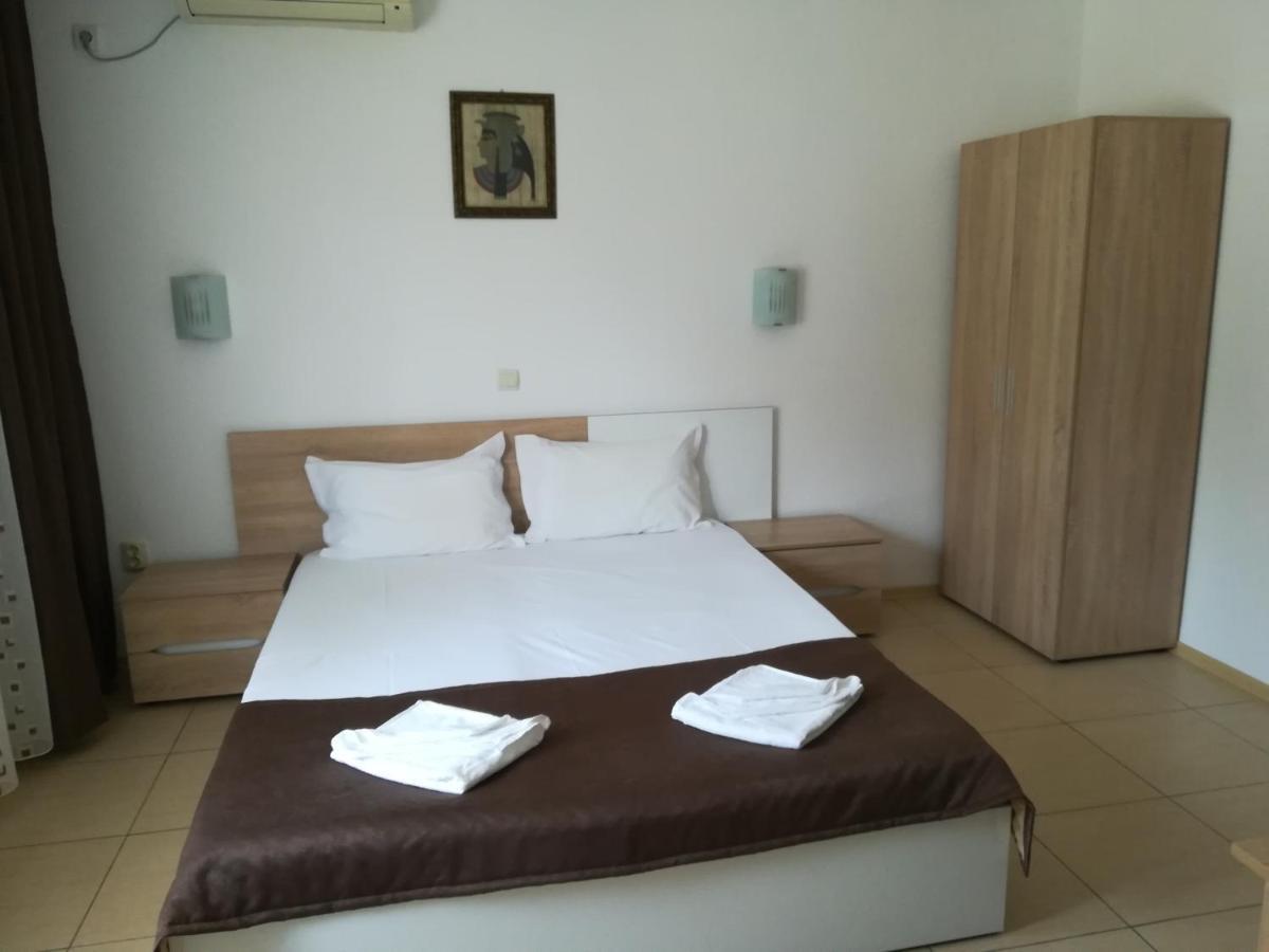 Casa Mevas Hotel Costinesti Bagian luar foto